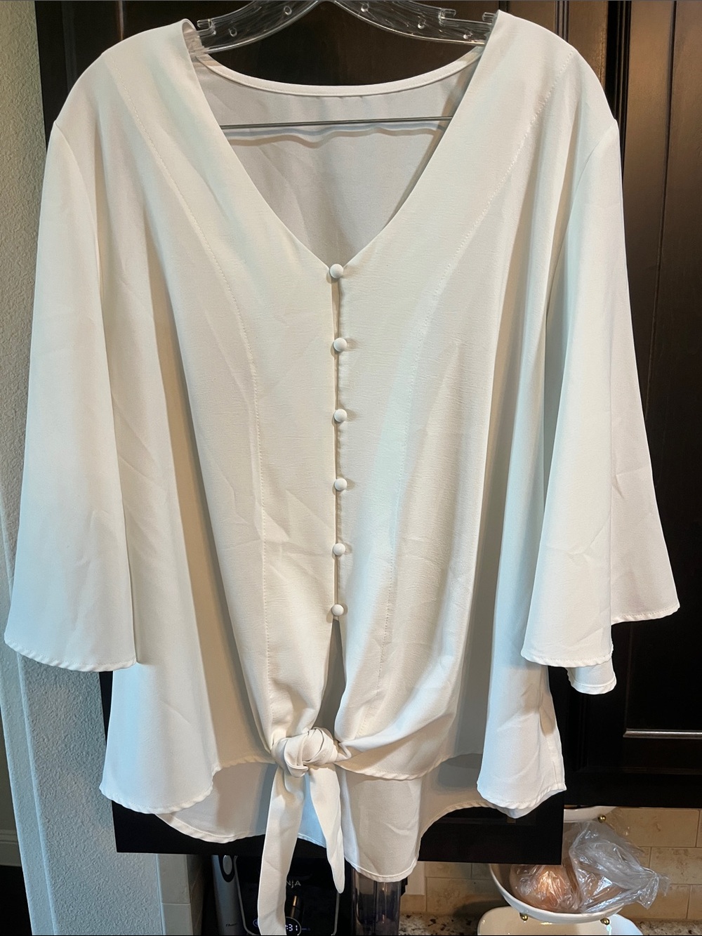 Women’s White Tie-Front V-Neck Button Blouse